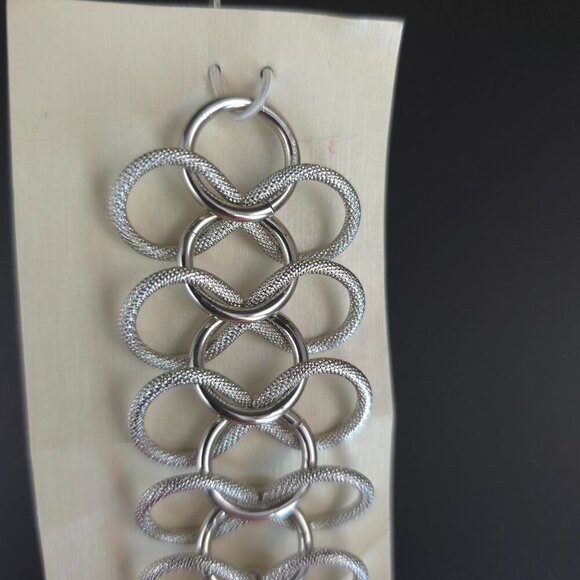 Vintage 80's Lisa Jewels Silver Chain Link Bracelet With Toggle Clasp - Picture 3 of 8